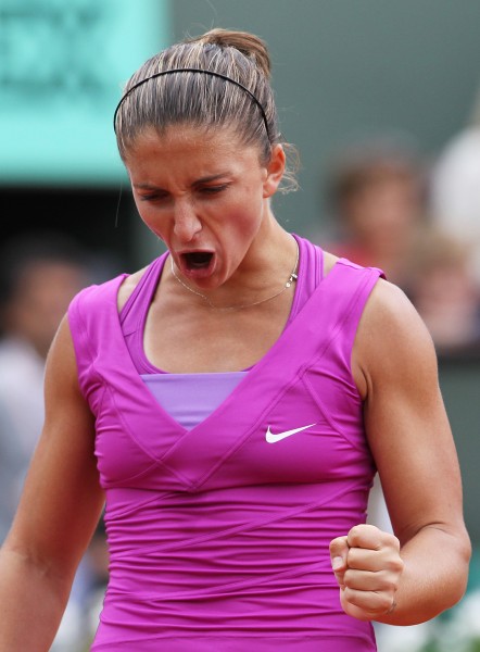 爱游戏-莎拉波娃连续三场比赛得分超过刷新纪录，RNG不断突破！