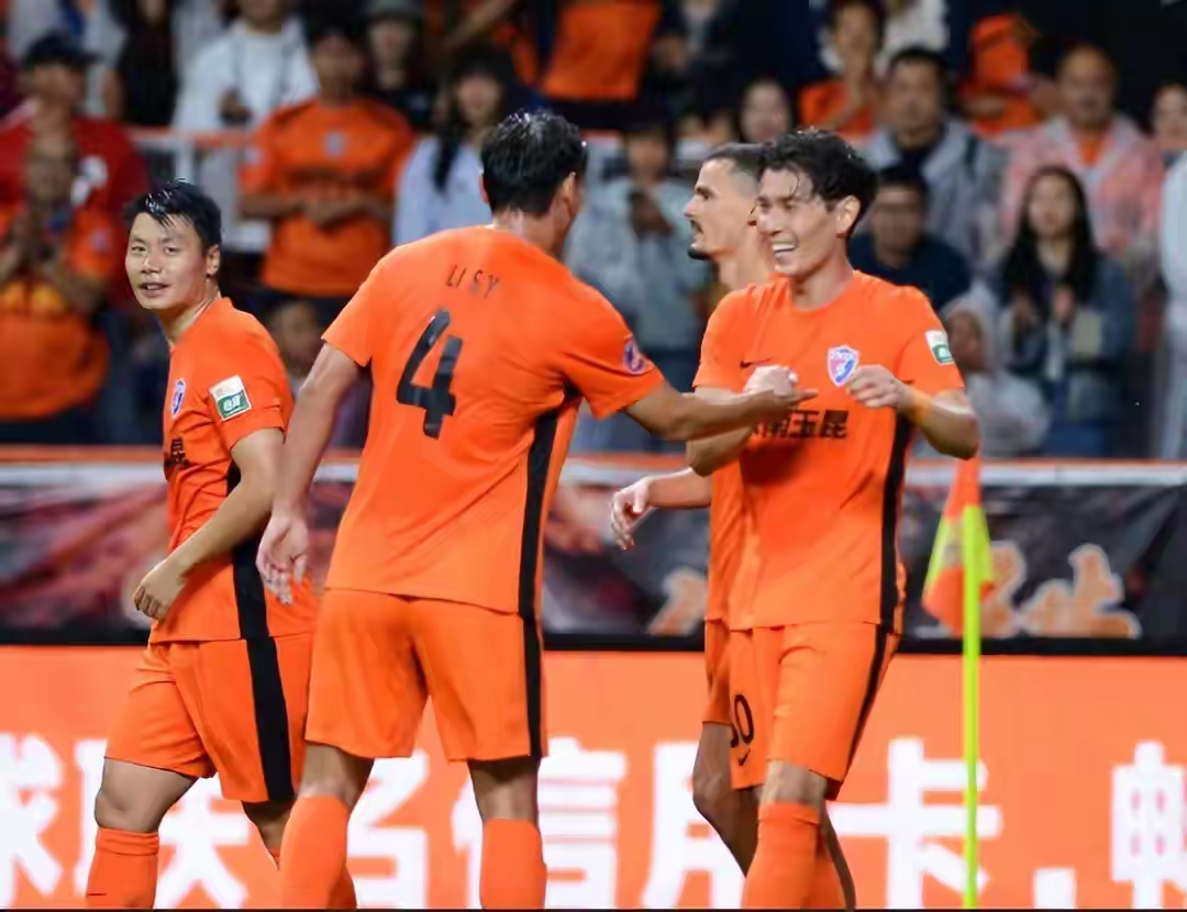 爱游戏体育-赛前突围战来临，上海久事围绕足总杯篮板制胜，压力陡增，轮换策略成焦点的简单介绍