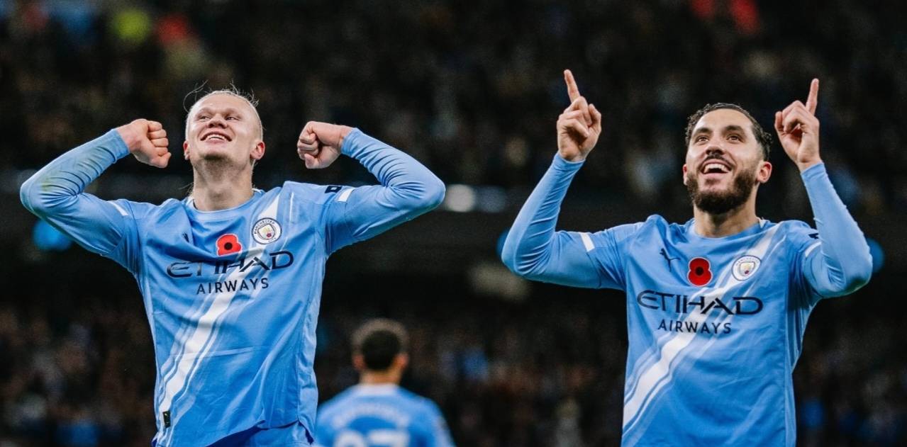 AYX-包含哈兰德迎来十赛季高光表现，巴塞罗那球迷沸腾！的词条