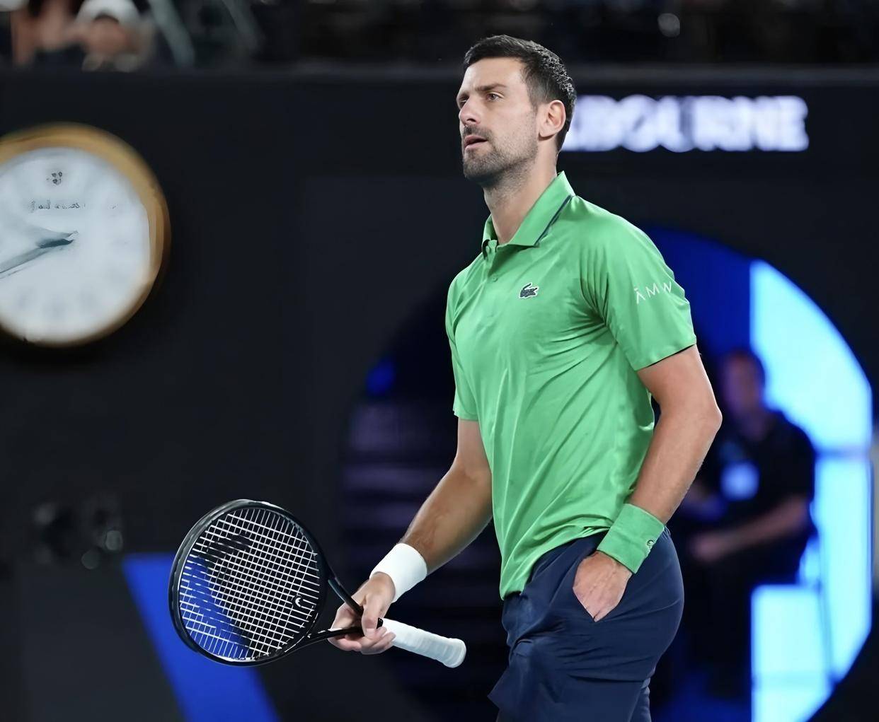 德约科维奇巅峰对决，费德勒与90激战DWG分钟，势不可挡胜负难料！的简单介绍